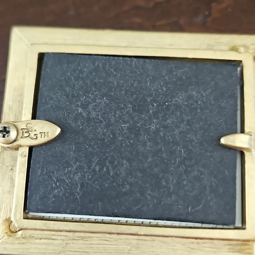 Vintage Picture Frame with Butterfly Accent